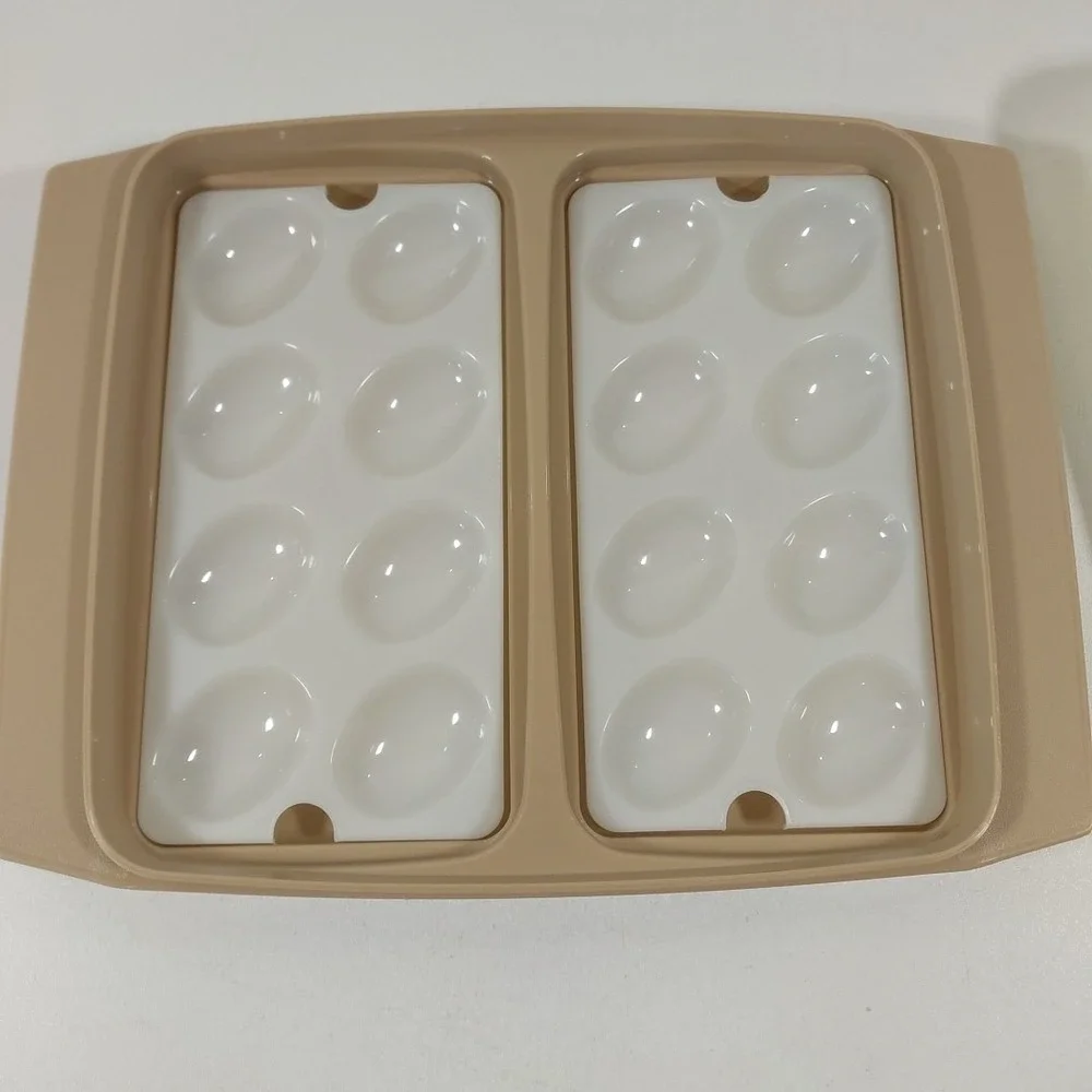 Vintage Tupperware Deviled Egg Keeper Carrier Tray Container 723‎